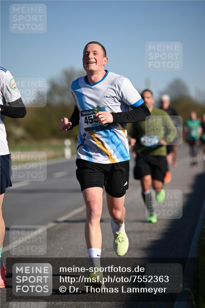 06.04.2025 - 44. Internationalen Wilhelmsburger Insellauf Dr. Thomas Lammeyer http://msf.ph/oto/7552363 06.04.2025 09:26:09 Laufen 455 meine-sportfotos.de