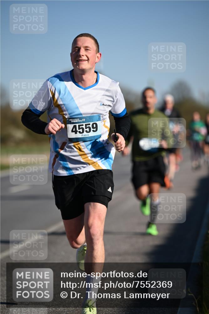 06.04.2025 - 44. Internationalen Wilhelmsburger Insellauf Dr. Thomas Lammeyer http://msf.ph/oto/7552369 06.04.2025 09:26:09 Laufen 4559 meine-sportfotos.de