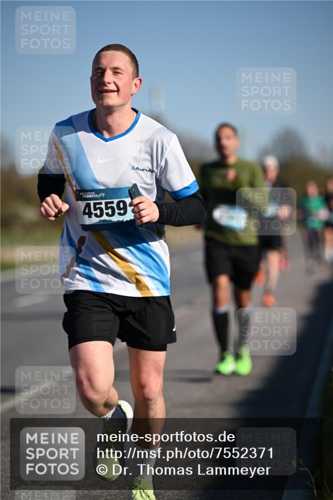 06.04.2025 - 44. Internationalen Wilhelmsburger Insellauf Dr. Thomas Lammeyer http://msf.ph/oto/7552371 06.04.2025 09:26:09 Laufen 4559 meine-sportfotos.de