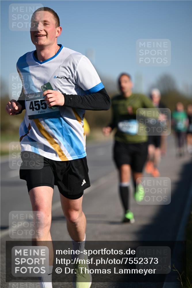 06.04.2025 - 44. Internationalen Wilhelmsburger Insellauf Dr. Thomas Lammeyer http://msf.ph/oto/7552373 06.04.2025 09:26:10 Laufen 455 meine-sportfotos.de