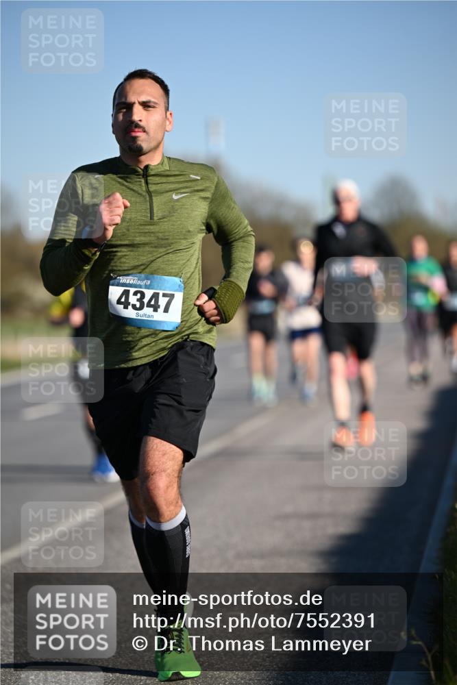 06.04.2025 - 44. Internationalen Wilhelmsburger Insellauf Dr. Thomas Lammeyer http://msf.ph/oto/7552391 06.04.2025 09:26:11 Laufen 4347 meine-sportfotos.de