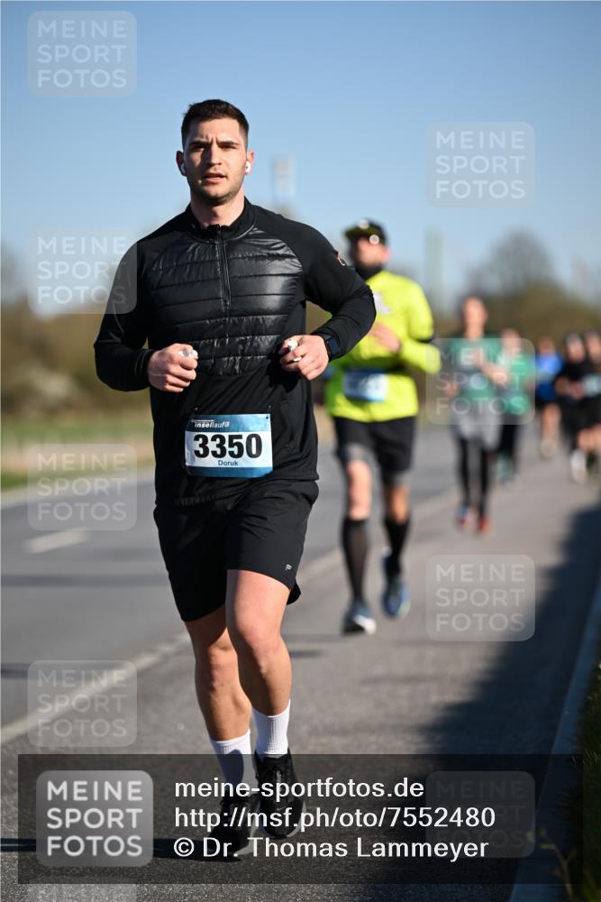 06.04.2025 - 44. Internationalen Wilhelmsburger Insellauf Dr. Thomas Lammeyer http://msf.ph/oto/7552480 06.04.2025 09:26:20 Laufen 3350 meine-sportfotos.de