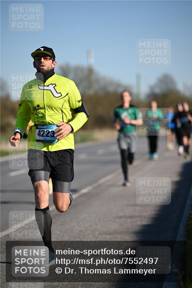 06.04.2025 - 44. Internationalen Wilhelmsburger Insellauf Dr. Thomas Lammeyer http://msf.ph/oto/7552497 06.04.2025 09:26:22 Laufen 4223 meine-sportfotos.de