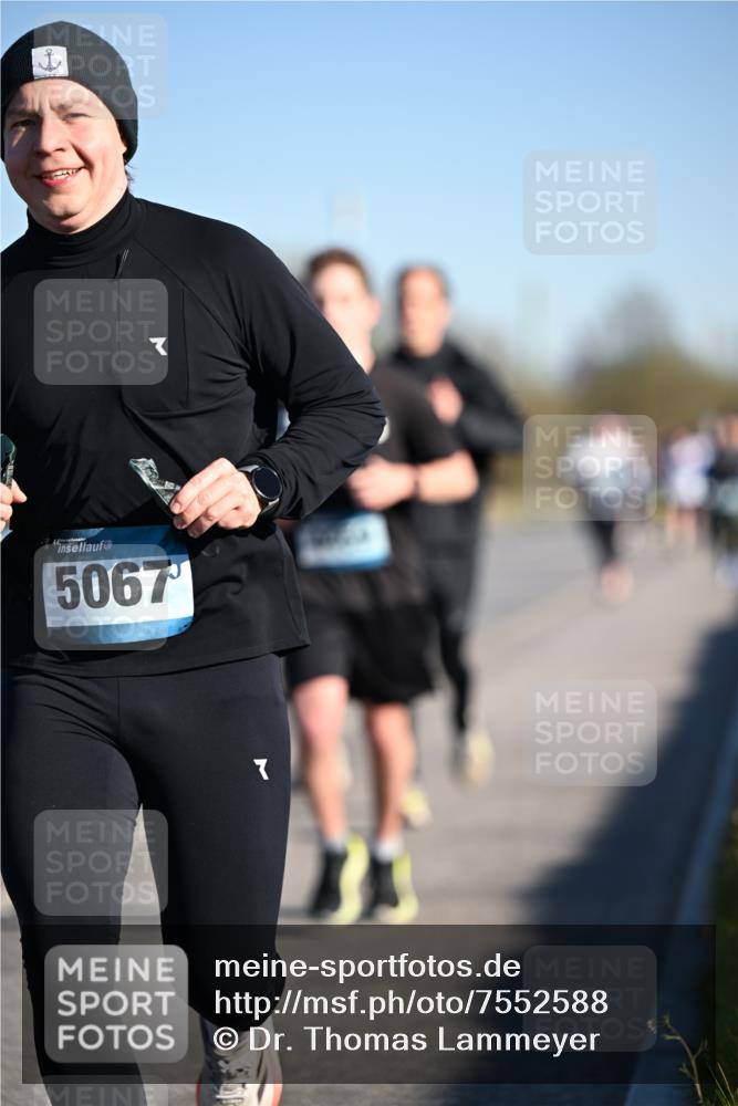06.04.2025 - 44. Internationalen Wilhelmsburger Insellauf Dr. Thomas Lammeyer http://msf.ph/oto/7552588 06.04.2025 09:26:33 Laufen 5067, 7 meine-sportfotos.de
