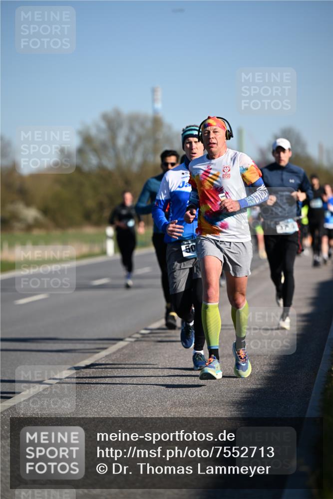 06.04.2025 - 44. Internationalen Wilhelmsburger Insellauf Dr. Thomas Lammeyer http://msf.ph/oto/7552713 06.04.2025 09:26:47 Laufen 50 meine-sportfotos.de