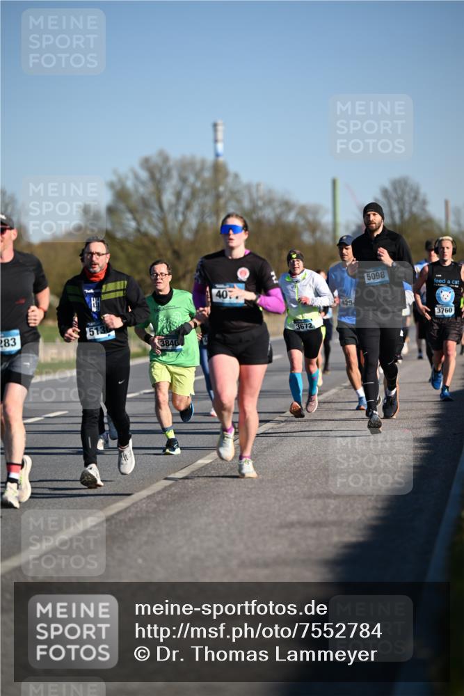 06.04.2025 - 44. Internationalen Wilhelmsburger Insellauf Dr. Thomas Lammeyer http://msf.ph/oto/7552784 06.04.2025 09:26:53 Laufen 283, 513, 3840, 40, 3672, 429, 5098, 3760 meine-sportfotos.de