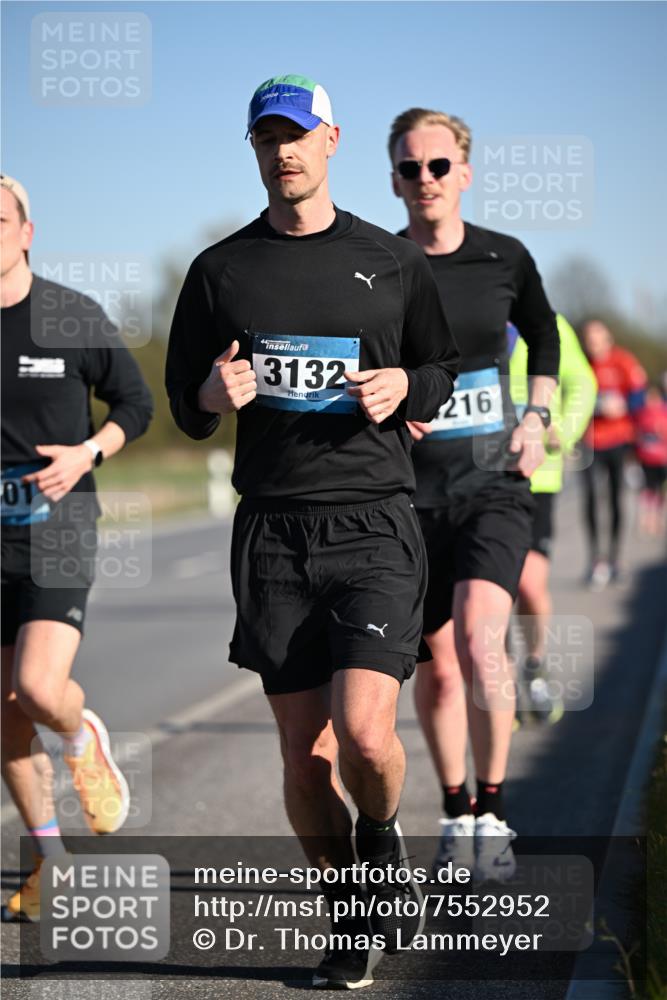 06.04.2025 - 44. Internationalen Wilhelmsburger Insellauf Dr. Thomas Lammeyer http://msf.ph/oto/7552952 06.04.2025 09:27:07 Laufen 01, 3132, 216 meine-sportfotos.de
