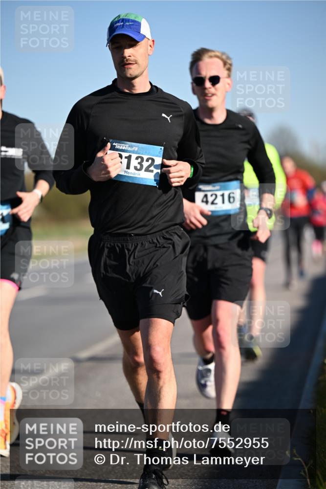 06.04.2025 - 44. Internationalen Wilhelmsburger Insellauf Dr. Thomas Lammeyer http://msf.ph/oto/7552955 06.04.2025 09:27:07 Laufen 132, 4216 meine-sportfotos.de