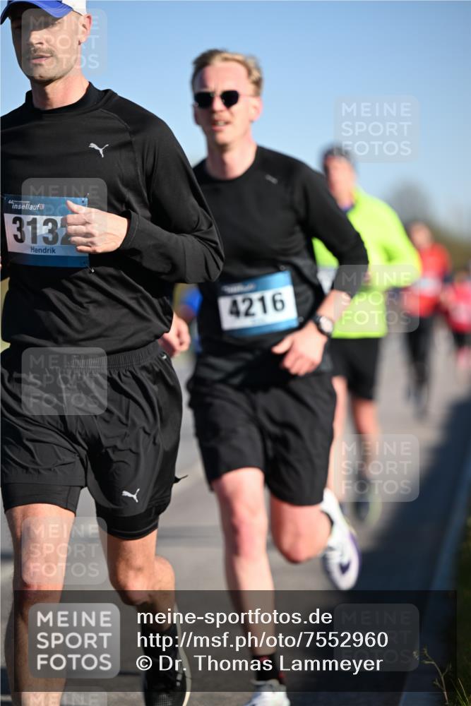 06.04.2025 - 44. Internationalen Wilhelmsburger Insellauf Dr. Thomas Lammeyer http://msf.ph/oto/7552960 06.04.2025 09:27:07 Laufen 313, 4216 meine-sportfotos.de