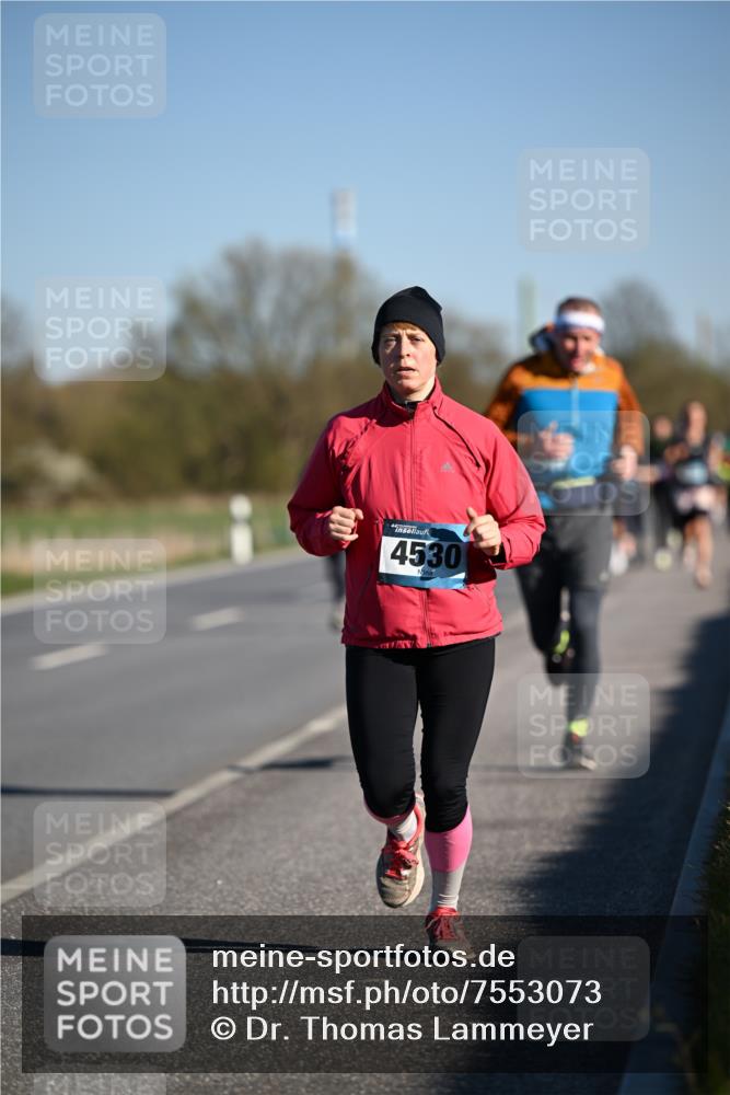 06.04.2025 - 44. Internationalen Wilhelmsburger Insellauf Dr. Thomas Lammeyer http://msf.ph/oto/7553073 06.04.2025 09:27:18 Laufen 4530 meine-sportfotos.de