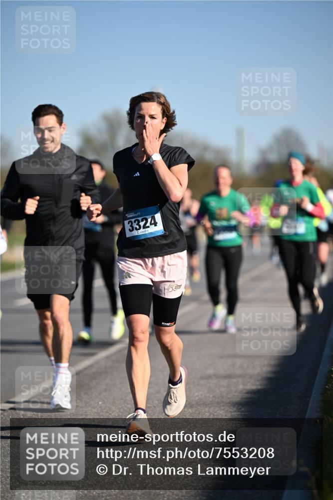 06.04.2025 - 44. Internationalen Wilhelmsburger Insellauf Dr. Thomas Lammeyer http://msf.ph/oto/7553208 06.04.2025 09:27:29 Laufen 3324, 50 meine-sportfotos.de