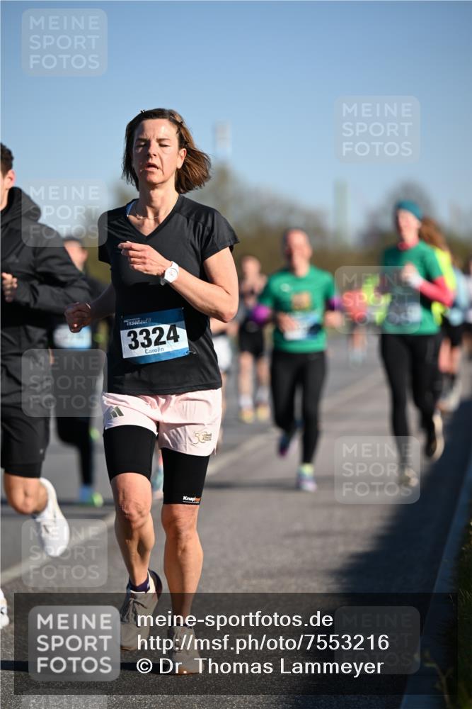 06.04.2025 - 44. Internationalen Wilhelmsburger Insellauf Dr. Thomas Lammeyer http://msf.ph/oto/7553216 06.04.2025 09:27:29 Laufen 7, 3324 meine-sportfotos.de