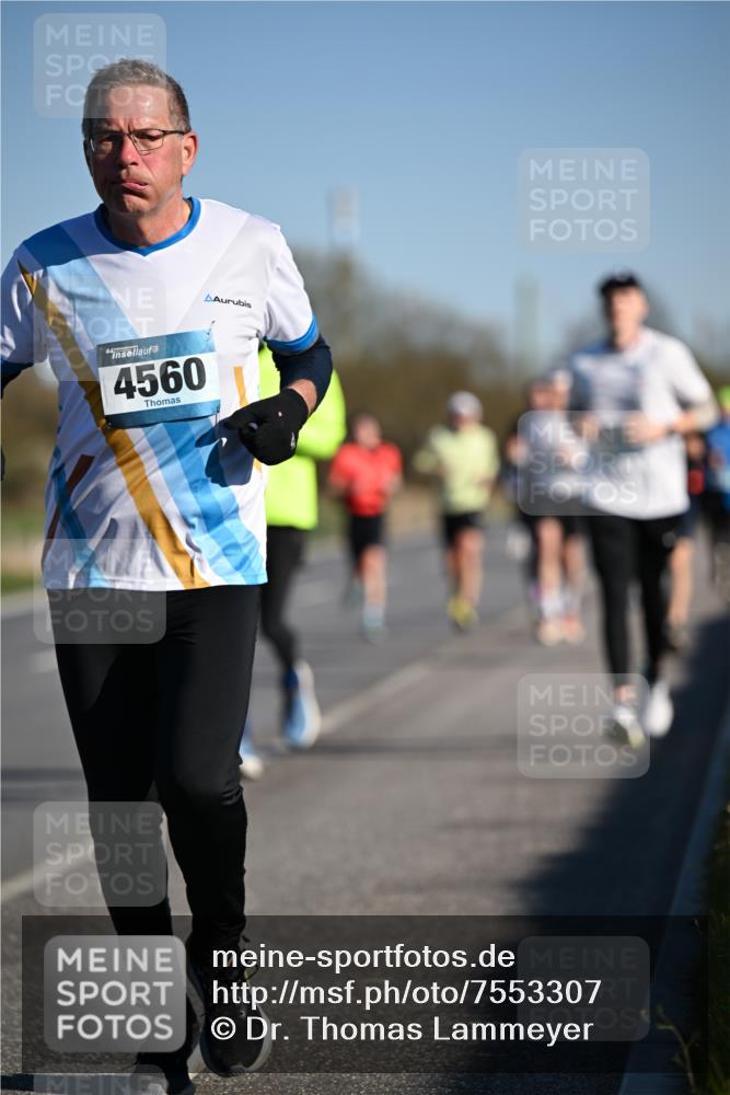 06.04.2025 - 44. Internationalen Wilhelmsburger Insellauf Dr. Thomas Lammeyer http://msf.ph/oto/7553307 06.04.2025 09:27:38 Laufen 4560 meine-sportfotos.de