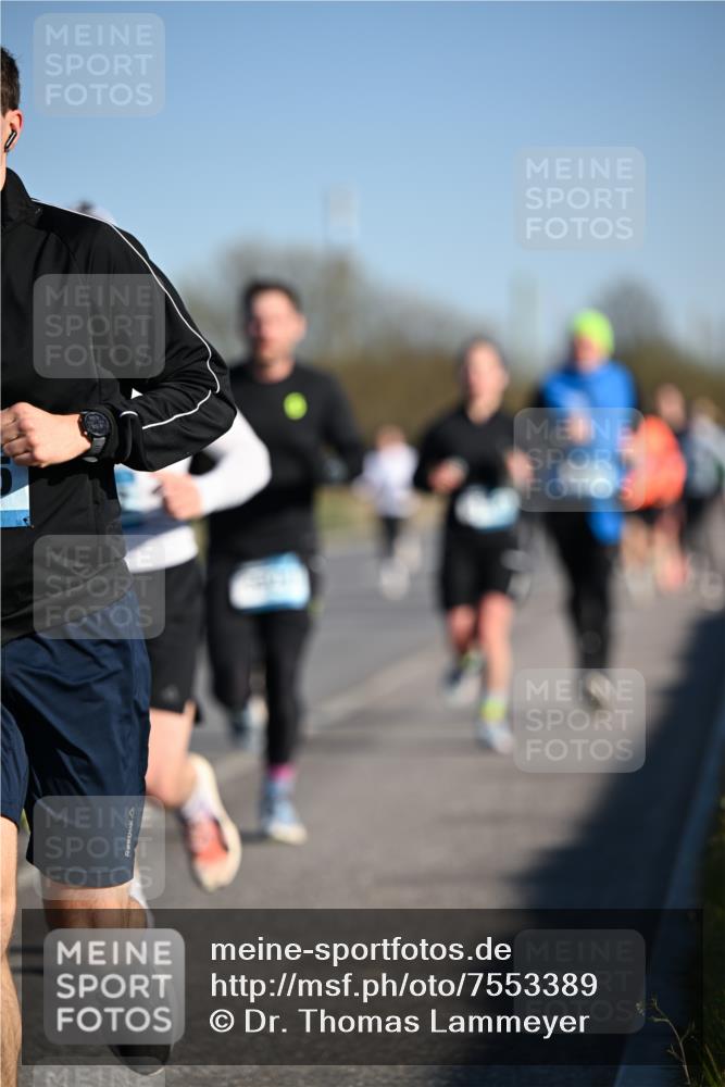 06.04.2025 - 44. Internationalen Wilhelmsburger Insellauf Dr. Thomas Lammeyer http://msf.ph/oto/7553389 06.04.2025 09:27:44 Laufen  meine-sportfotos.de