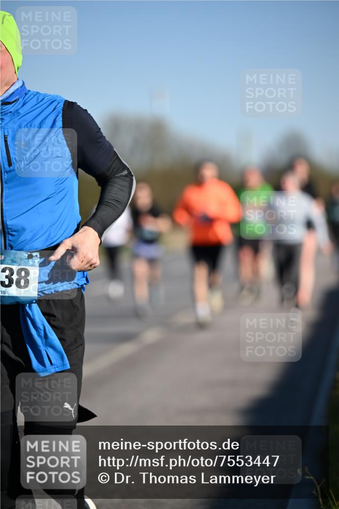 06.04.2025 - 44. Internationalen Wilhelmsburger Insellauf Dr. Thomas Lammeyer http://msf.ph/oto/7553447 06.04.2025 09:27:49 Laufen 38 meine-sportfotos.de