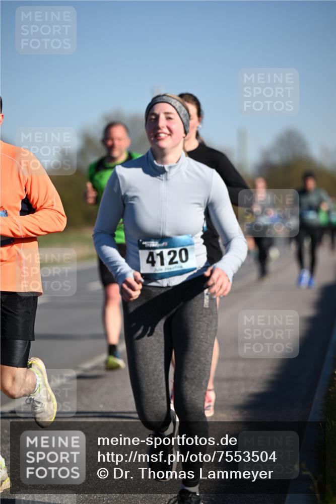 06.04.2025 - 44. Internationalen Wilhelmsburger Insellauf Dr. Thomas Lammeyer http://msf.ph/oto/7553504 06.04.2025 09:27:53 Laufen 4120 meine-sportfotos.de