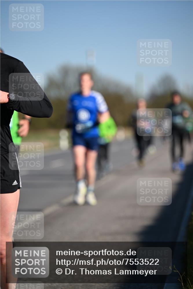06.04.2025 - 44. Internationalen Wilhelmsburger Insellauf Dr. Thomas Lammeyer http://msf.ph/oto/7553522 06.04.2025 09:27:55 Laufen  meine-sportfotos.de