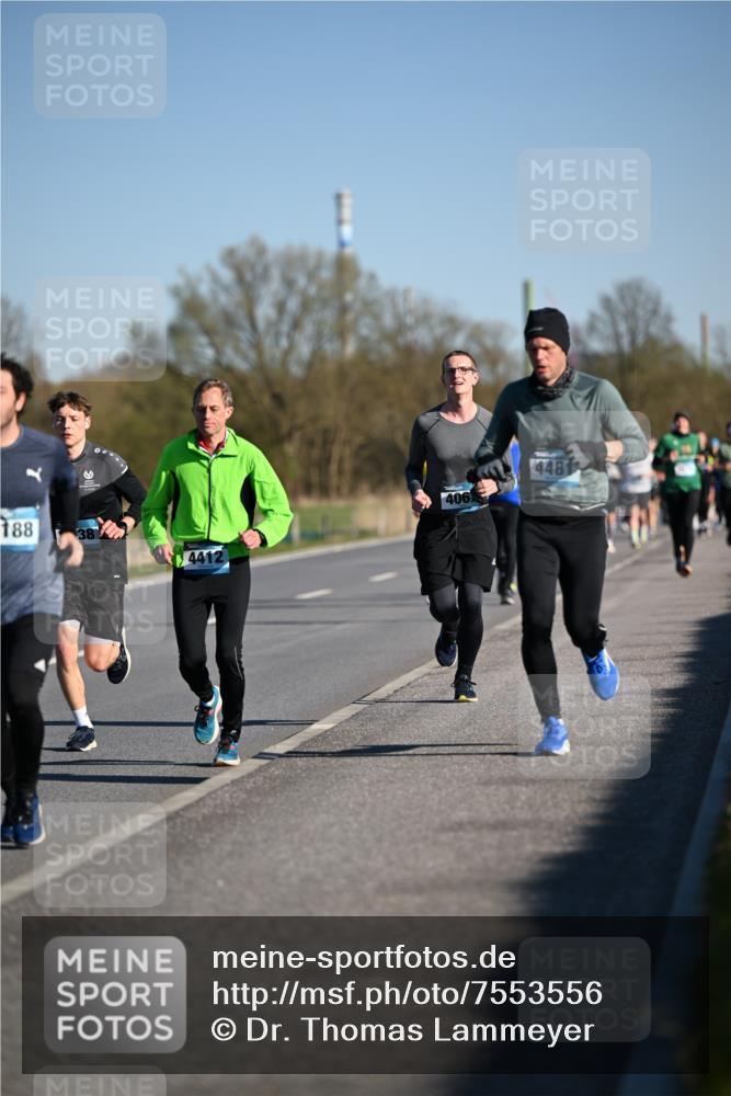 06.04.2025 - 44. Internationalen Wilhelmsburger Insellauf Dr. Thomas Lammeyer http://msf.ph/oto/7553556 06.04.2025 09:27:58 Laufen 188, 38, 4412, 406, 4481 meine-sportfotos.de