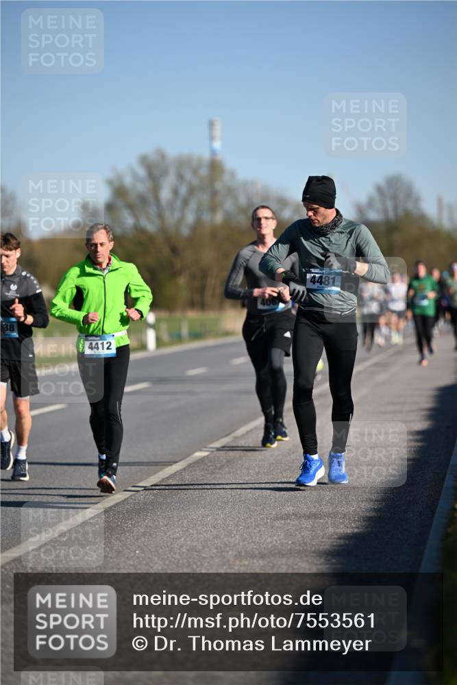 06.04.2025 - 44. Internationalen Wilhelmsburger Insellauf Dr. Thomas Lammeyer http://msf.ph/oto/7553561 06.04.2025 09:27:59 Laufen 38, 4412, 4481 meine-sportfotos.de