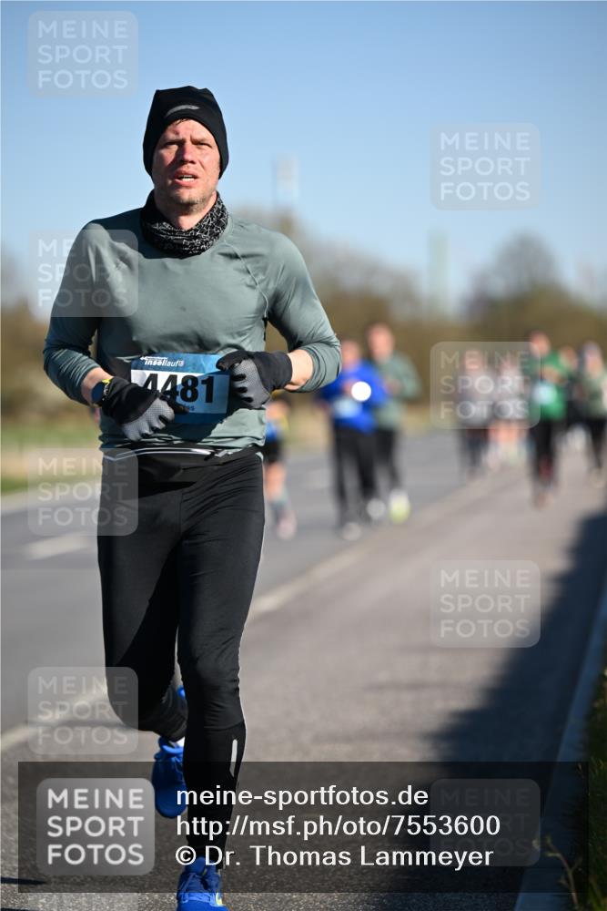 06.04.2025 - 44. Internationalen Wilhelmsburger Insellauf Dr. Thomas Lammeyer http://msf.ph/oto/7553600 06.04.2025 09:28:01 Laufen 4481 meine-sportfotos.de