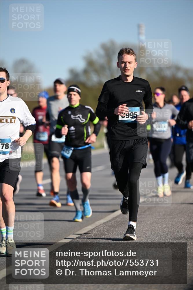 06.04.2025 - 44. Internationalen Wilhelmsburger Insellauf Dr. Thomas Lammeyer http://msf.ph/oto/7553731 06.04.2025 09:28:18 Laufen 995, 78 meine-sportfotos.de