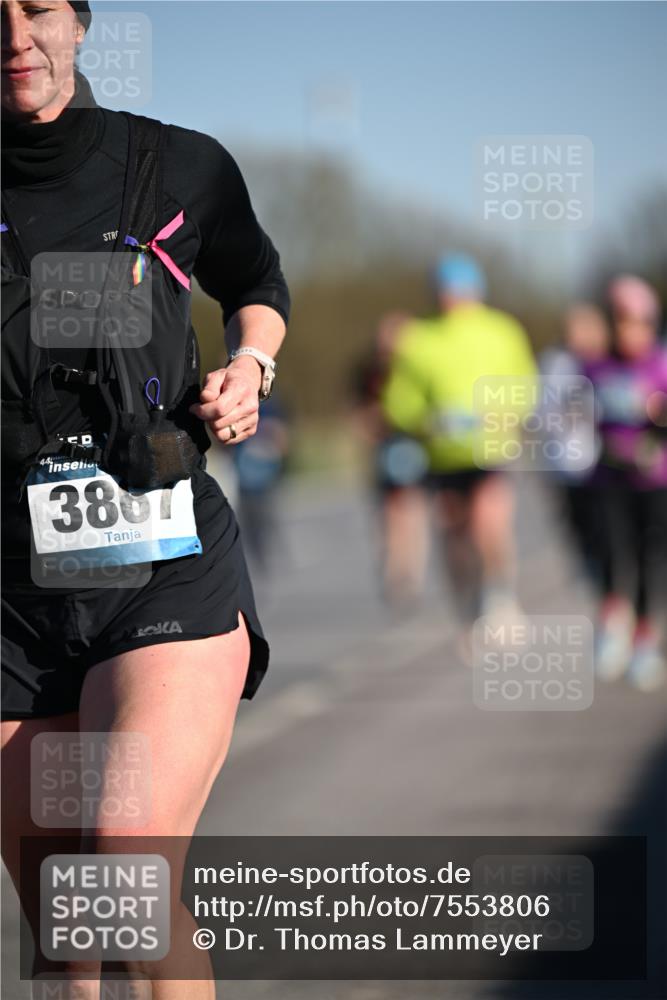 06.04.2025 - 44. Internationalen Wilhelmsburger Insellauf Dr. Thomas Lammeyer http://msf.ph/oto/7553806 06.04.2025 09:28:24 Laufen 44, 3807 meine-sportfotos.de