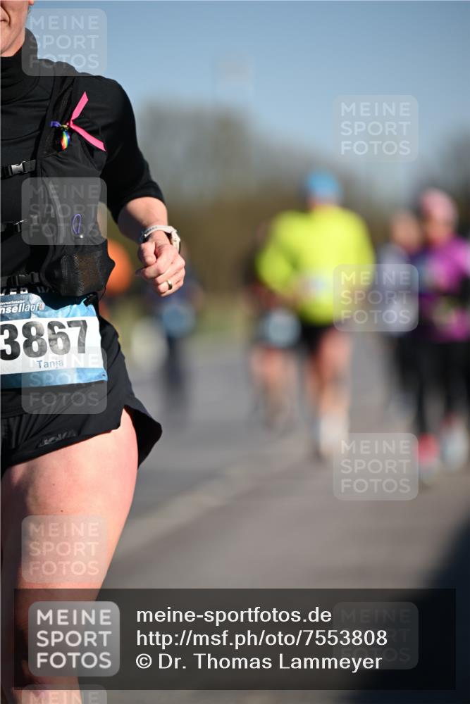 06.04.2025 - 44. Internationalen Wilhelmsburger Insellauf Dr. Thomas Lammeyer http://msf.ph/oto/7553808 06.04.2025 09:28:24 Laufen 3867 meine-sportfotos.de