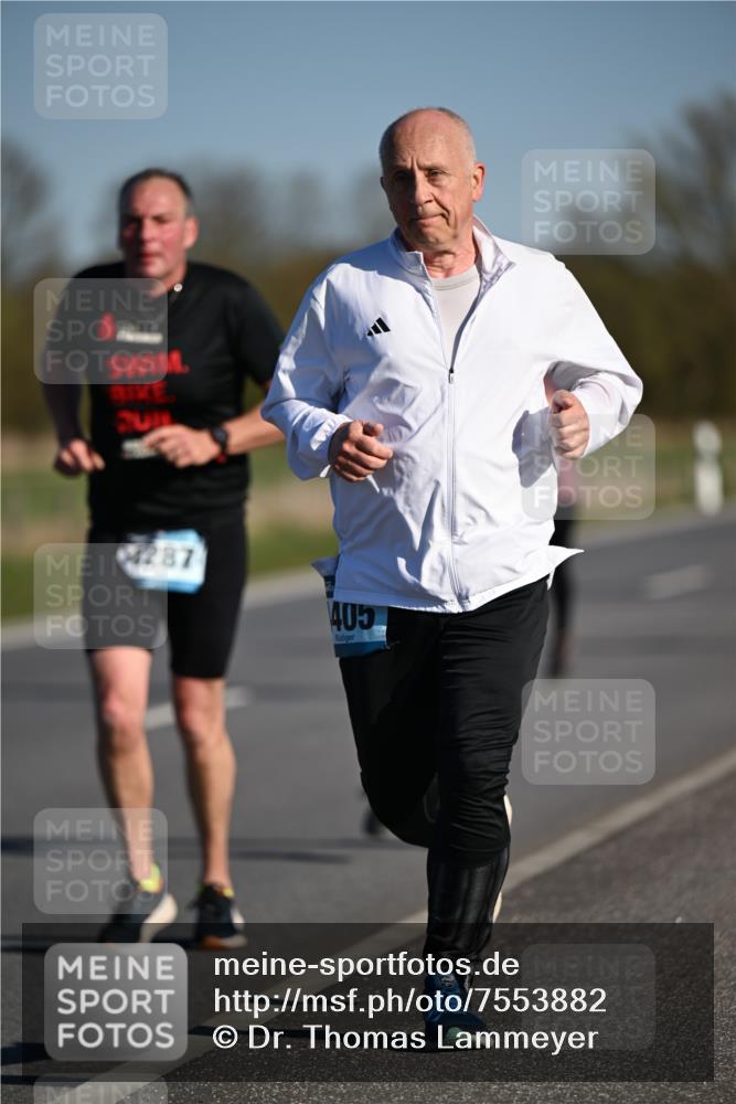 06.04.2025 - 44. Internationalen Wilhelmsburger Insellauf Dr. Thomas Lammeyer http://msf.ph/oto/7553882 06.04.2025 09:28:31 Laufen 4287, 405 meine-sportfotos.de