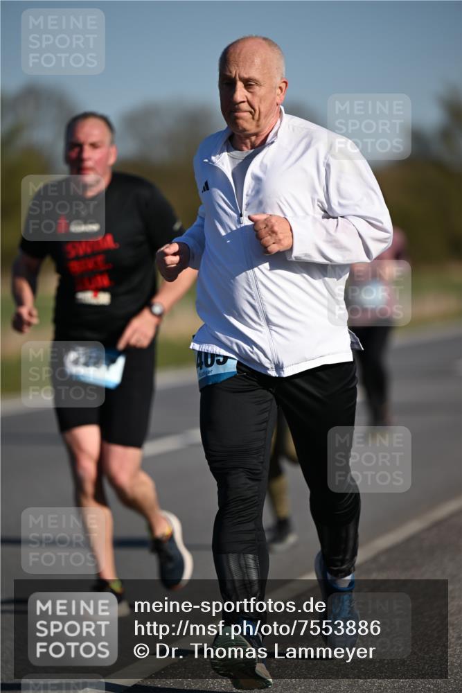 06.04.2025 - 44. Internationalen Wilhelmsburger Insellauf Dr. Thomas Lammeyer http://msf.ph/oto/7553886 06.04.2025 09:28:32 Laufen 405 meine-sportfotos.de