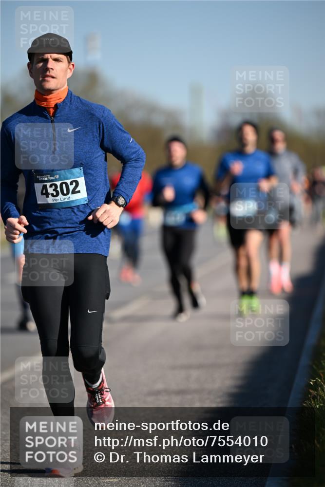 06.04.2025 - 44. Internationalen Wilhelmsburger Insellauf Dr. Thomas Lammeyer http://msf.ph/oto/7554010 06.04.2025 09:28:43 Laufen 4302 meine-sportfotos.de