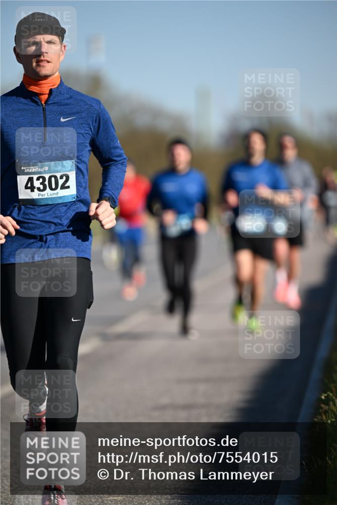 06.04.2025 - 44. Internationalen Wilhelmsburger Insellauf Dr. Thomas Lammeyer http://msf.ph/oto/7554015 06.04.2025 09:28:43 Laufen 44, 4302 meine-sportfotos.de