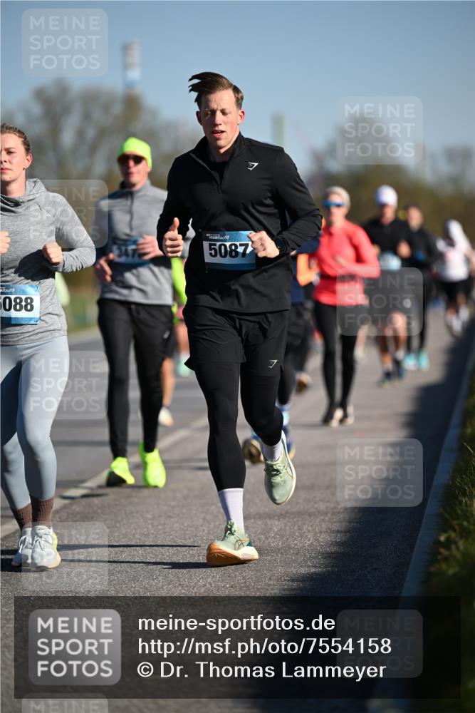 06.04.2025 - 44. Internationalen Wilhelmsburger Insellauf Dr. Thomas Lammeyer http://msf.ph/oto/7554158 06.04.2025 09:29:04 Laufen 088, 5087 meine-sportfotos.de