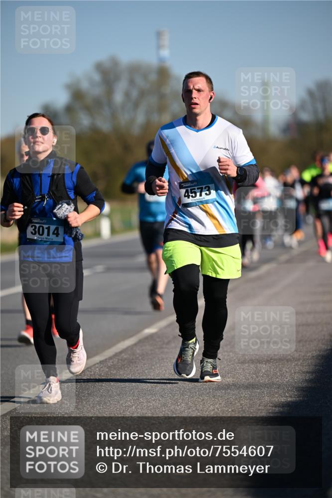 06.04.2025 - 44. Internationalen Wilhelmsburger Insellauf Dr. Thomas Lammeyer http://msf.ph/oto/7554607 06.04.2025 09:29:52 Laufen 3014, 4573 meine-sportfotos.de