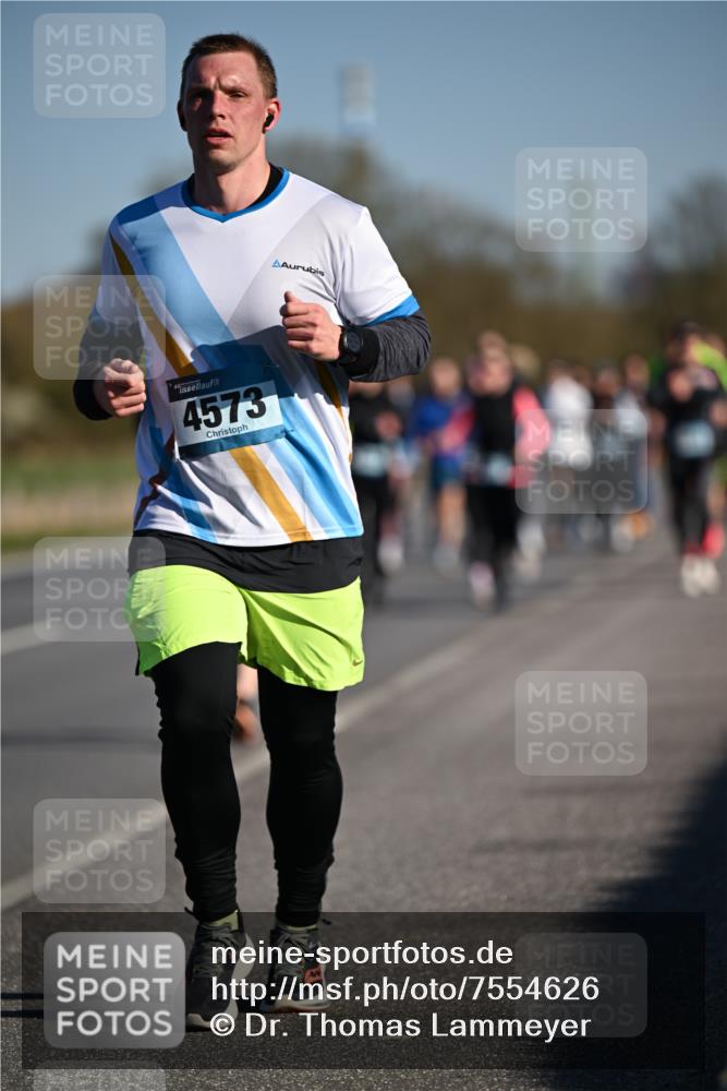 06.04.2025 - 44. Internationalen Wilhelmsburger Insellauf Dr. Thomas Lammeyer http://msf.ph/oto/7554626 06.04.2025 09:29:53 Laufen 4573 meine-sportfotos.de