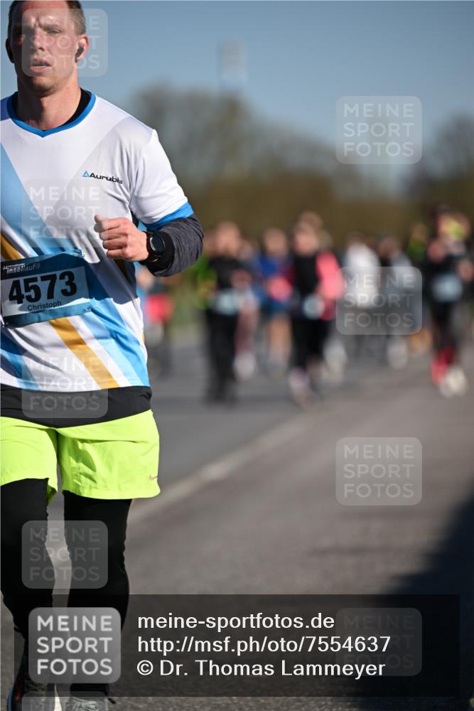 06.04.2025 - 44. Internationalen Wilhelmsburger Insellauf Dr. Thomas Lammeyer http://msf.ph/oto/7554637 06.04.2025 09:29:54 Laufen 4573 meine-sportfotos.de