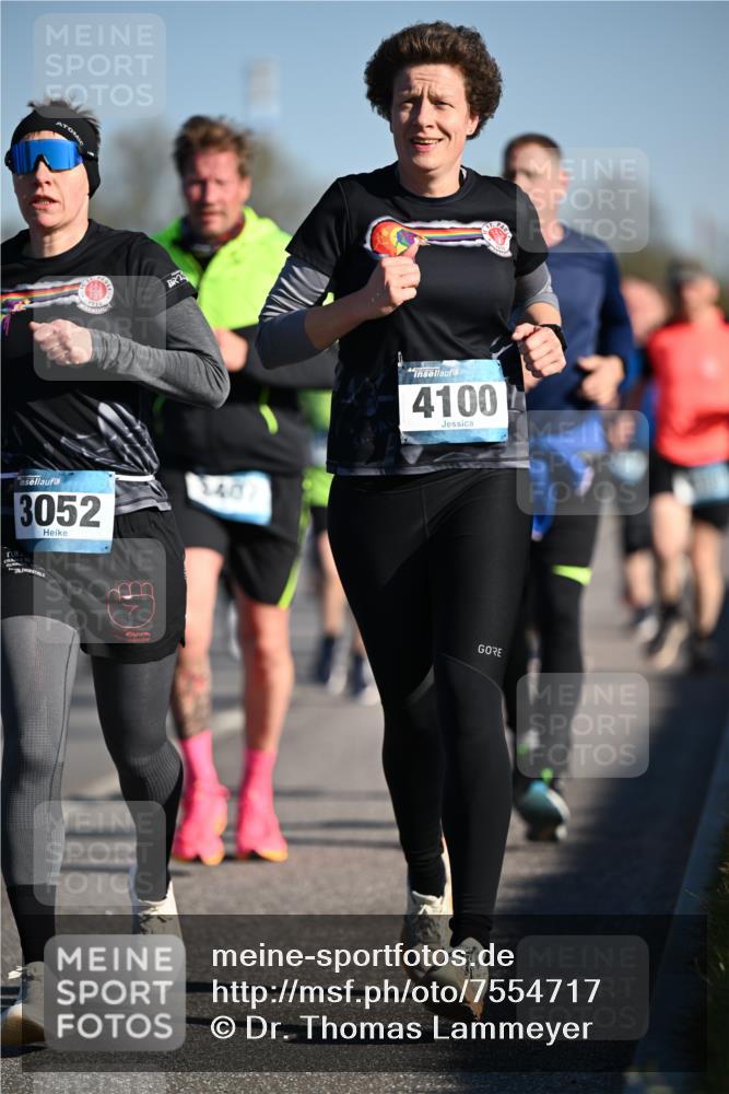 06.04.2025 - 44. Internationalen Wilhelmsburger Insellauf Dr. Thomas Lammeyer http://msf.ph/oto/7554717 06.04.2025 09:30:02 Laufen 1910, 3052, 40, 4100 meine-sportfotos.de