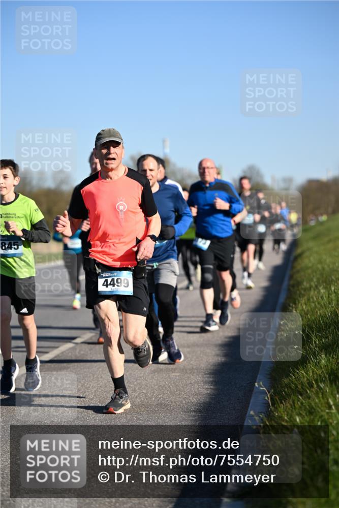 06.04.2025 - 44. Internationalen Wilhelmsburger Insellauf Dr. Thomas Lammeyer http://msf.ph/oto/7554750 06.04.2025 09:30:06 Laufen 845, 4499 meine-sportfotos.de