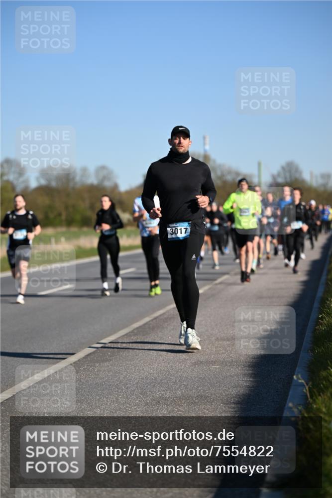 06.04.2025 - 44. Internationalen Wilhelmsburger Insellauf Dr. Thomas Lammeyer http://msf.ph/oto/7554822 06.04.2025 09:30:13 Laufen 3017 meine-sportfotos.de