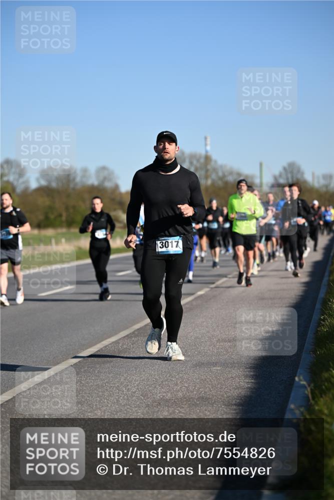 06.04.2025 - 44. Internationalen Wilhelmsburger Insellauf Dr. Thomas Lammeyer http://msf.ph/oto/7554826 06.04.2025 09:30:13 Laufen 3017 meine-sportfotos.de
