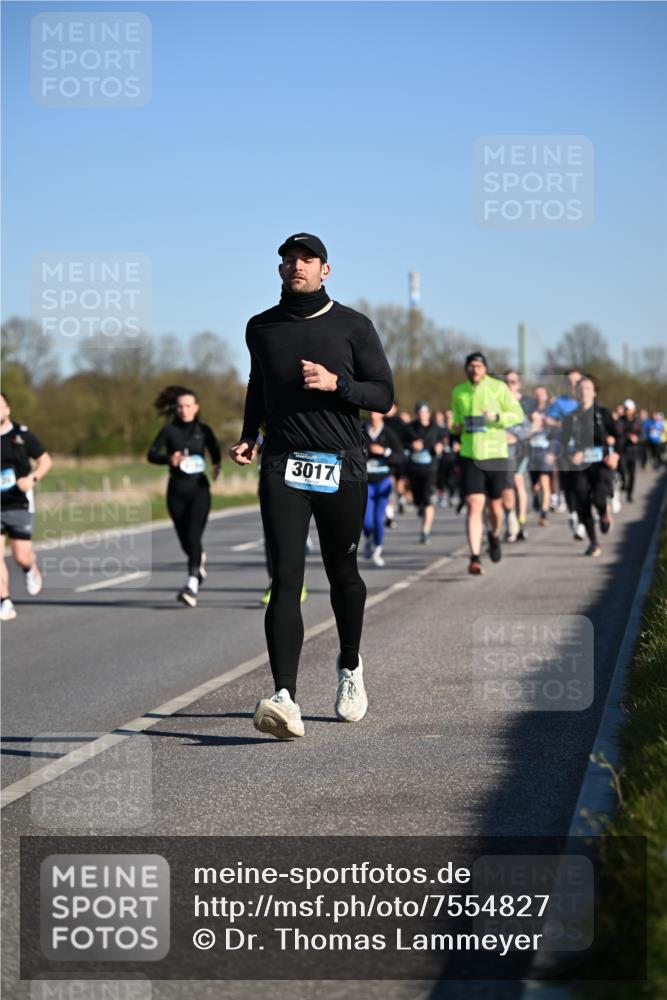 06.04.2025 - 44. Internationalen Wilhelmsburger Insellauf Dr. Thomas Lammeyer http://msf.ph/oto/7554827 06.04.2025 09:30:13 Laufen 3017 meine-sportfotos.de
