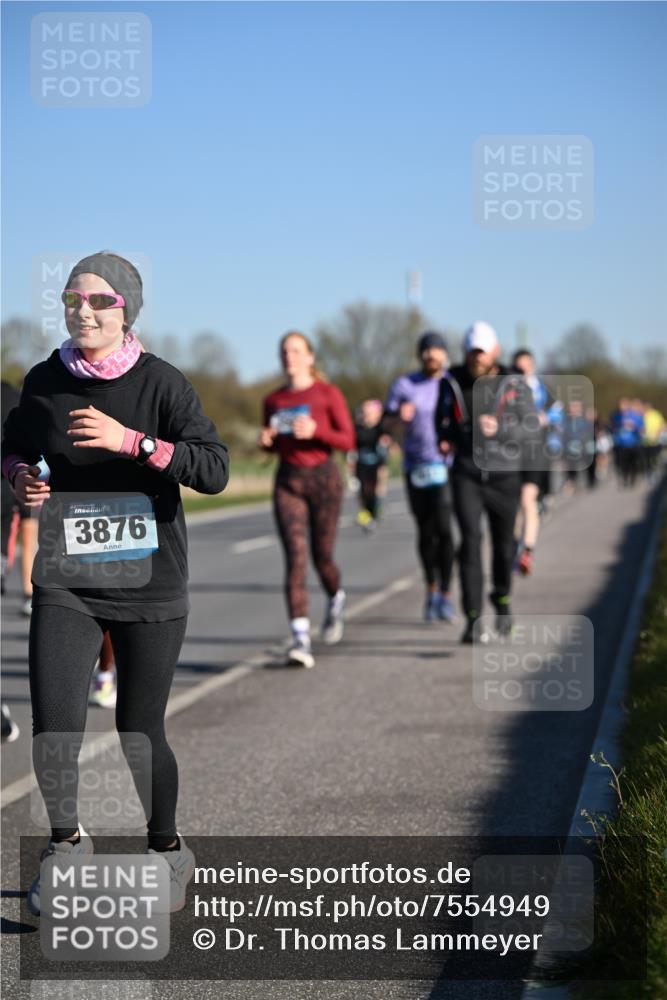 06.04.2025 - 44. Internationalen Wilhelmsburger Insellauf Dr. Thomas Lammeyer http://msf.ph/oto/7554949 06.04.2025 09:30:23 Laufen 3876 meine-sportfotos.de