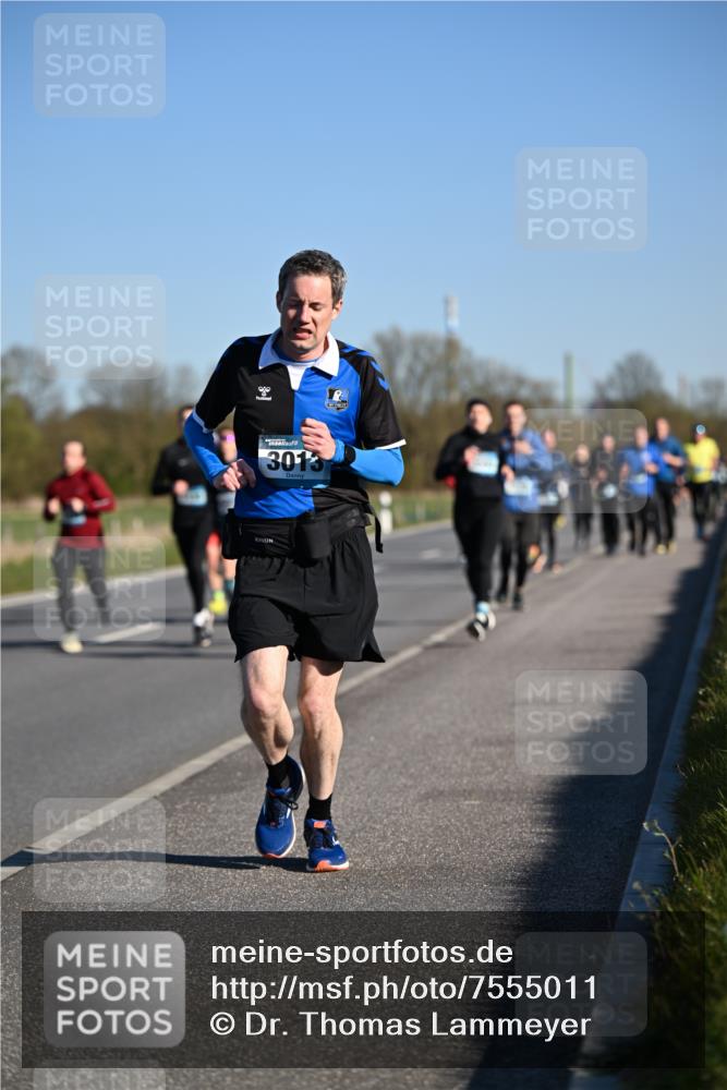 06.04.2025 - 44. Internationalen Wilhelmsburger Insellauf Dr. Thomas Lammeyer http://msf.ph/oto/7555011 06.04.2025 09:30:27 Laufen 3013 meine-sportfotos.de