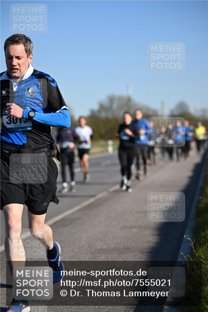 06.04.2025 - 44. Internationalen Wilhelmsburger Insellauf Dr. Thomas Lammeyer http://msf.ph/oto/7555021 06.04.2025 09:30:28 Laufen 3015 meine-sportfotos.de