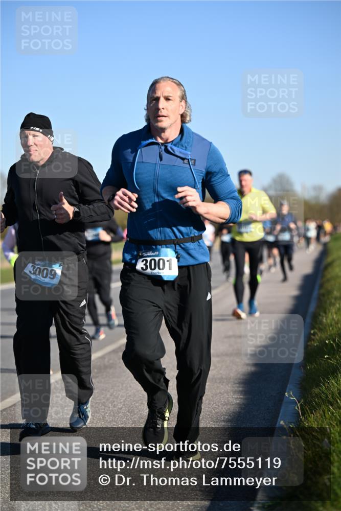 06.04.2025 - 44. Internationalen Wilhelmsburger Insellauf Dr. Thomas Lammeyer http://msf.ph/oto/7555119 06.04.2025 09:30:38 Laufen 3009, 3001 meine-sportfotos.de