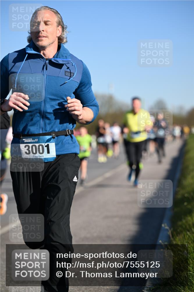 06.04.2025 - 44. Internationalen Wilhelmsburger Insellauf Dr. Thomas Lammeyer http://msf.ph/oto/7555125 06.04.2025 09:30:39 Laufen 3001 meine-sportfotos.de