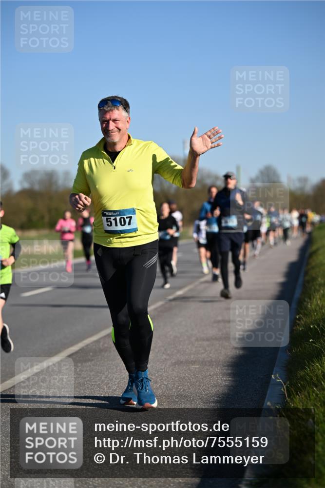06.04.2025 - 44. Internationalen Wilhelmsburger Insellauf Dr. Thomas Lammeyer http://msf.ph/oto/7555159 06.04.2025 09:30:42 Laufen 5107 meine-sportfotos.de