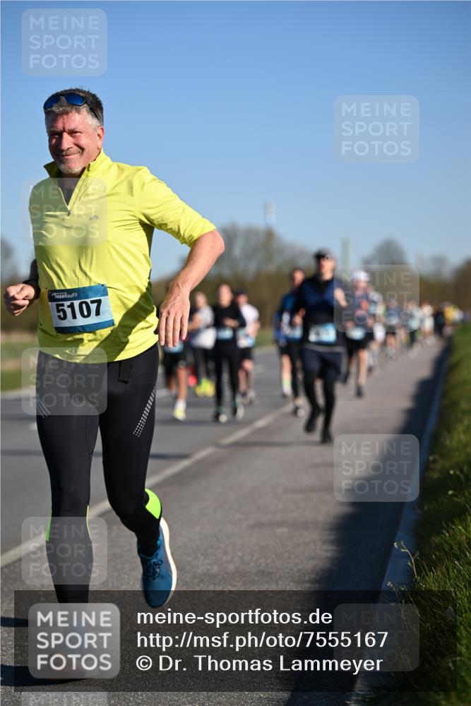 06.04.2025 - 44. Internationalen Wilhelmsburger Insellauf Dr. Thomas Lammeyer http://msf.ph/oto/7555167 06.04.2025 09:30:42 Laufen 5107 meine-sportfotos.de