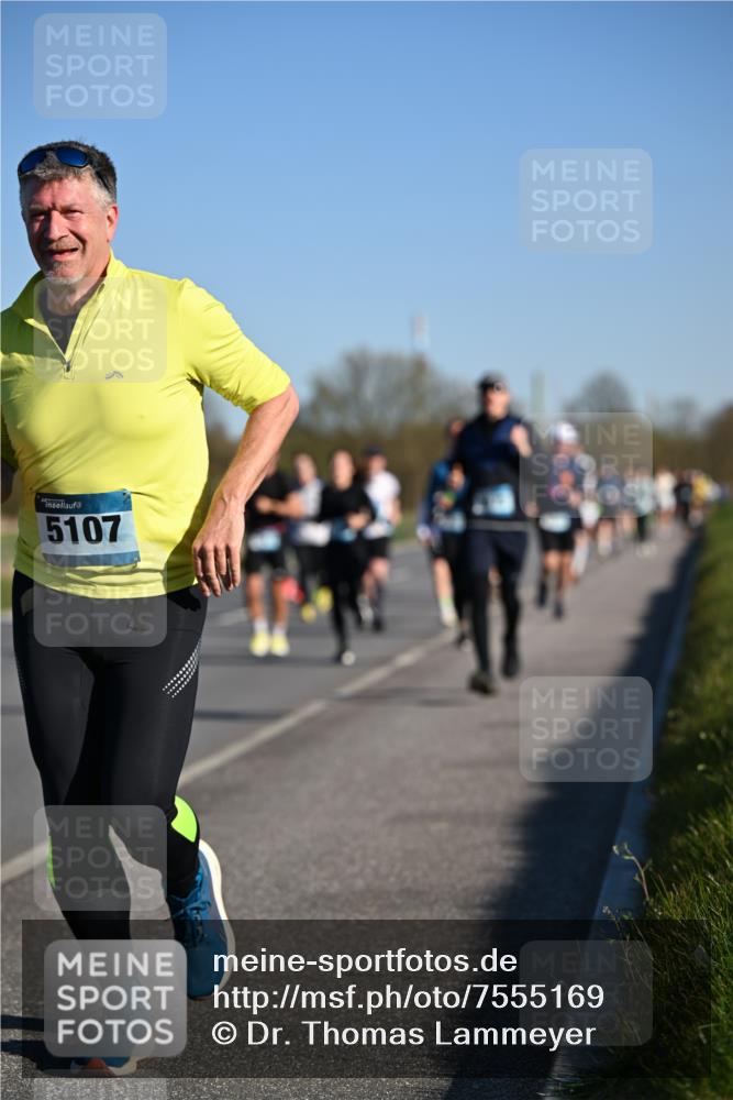 06.04.2025 - 44. Internationalen Wilhelmsburger Insellauf Dr. Thomas Lammeyer http://msf.ph/oto/7555169 06.04.2025 09:30:42 Laufen 5107 meine-sportfotos.de