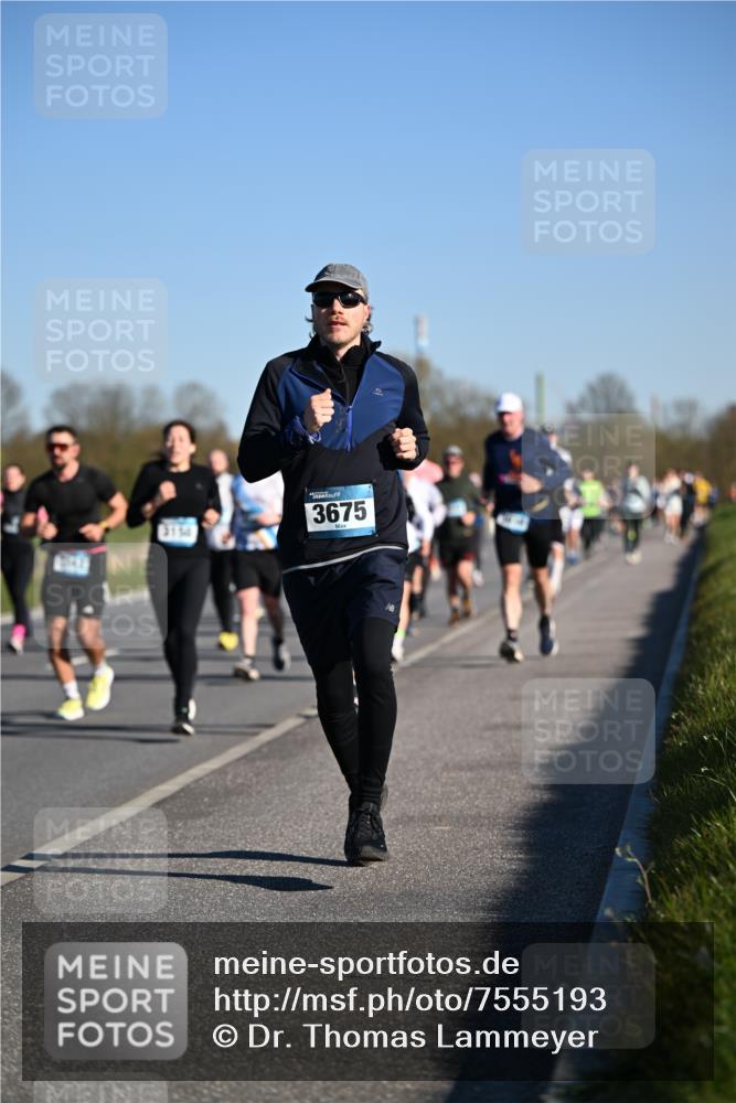 06.04.2025 - 44. Internationalen Wilhelmsburger Insellauf Dr. Thomas Lammeyer http://msf.ph/oto/7555193 06.04.2025 09:30:45 Laufen 3150, 3675 meine-sportfotos.de