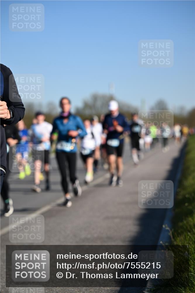 06.04.2025 - 44. Internationalen Wilhelmsburger Insellauf Dr. Thomas Lammeyer http://msf.ph/oto/7555215 06.04.2025 09:30:46 Laufen  meine-sportfotos.de